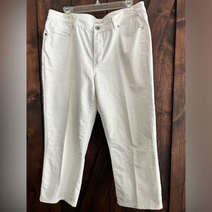 Coldwater Creek Women's White Denim Jean Capri Size 14